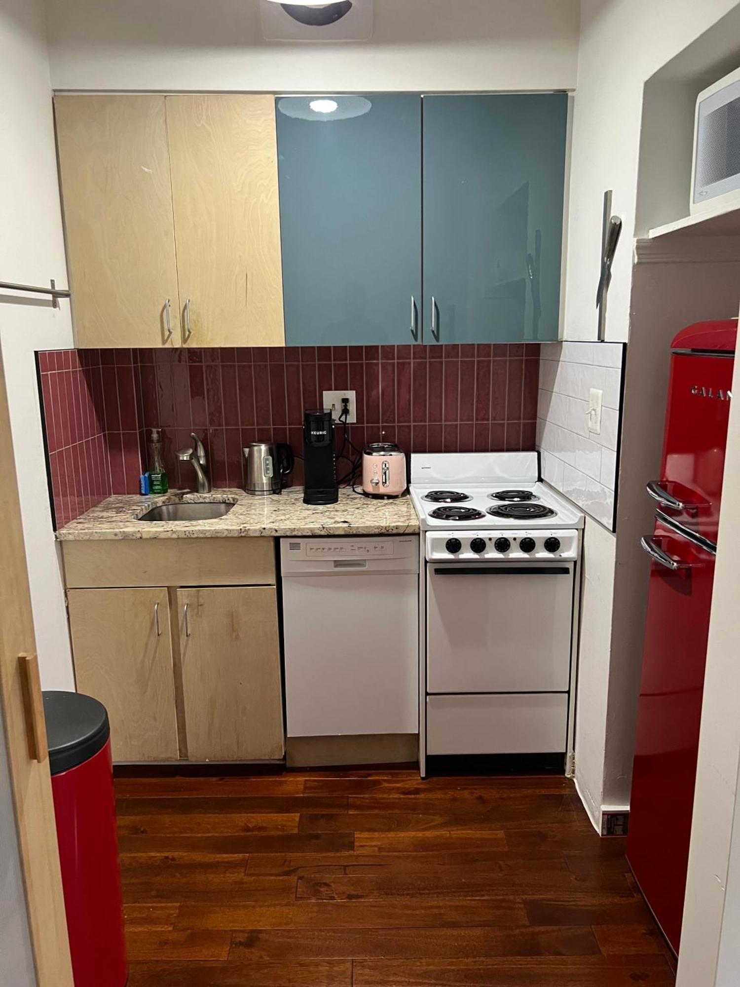 The Orange House Apartment Washington Bagian luar foto